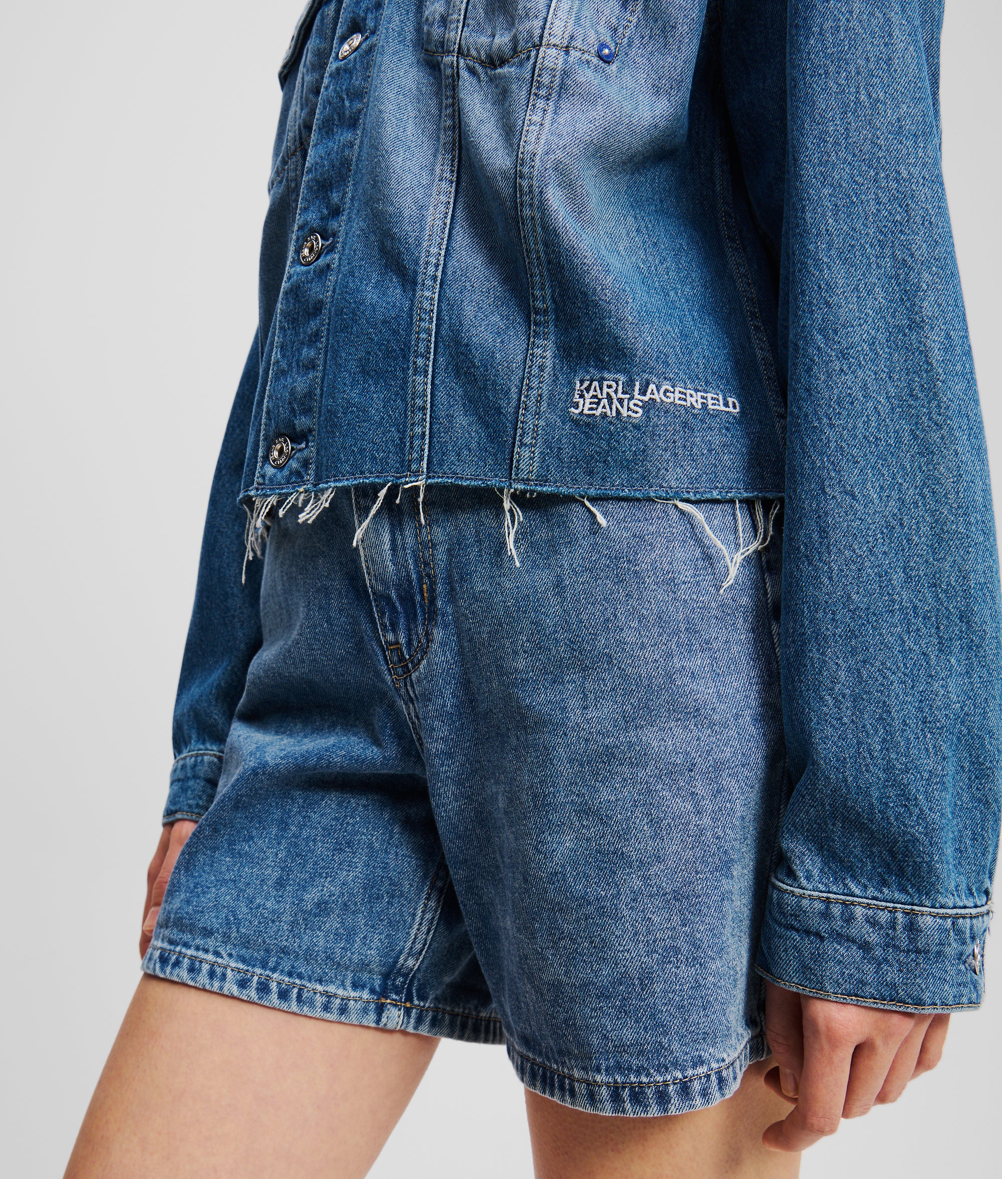 RELAXED FRINGED DENIM JACKET - Image 3