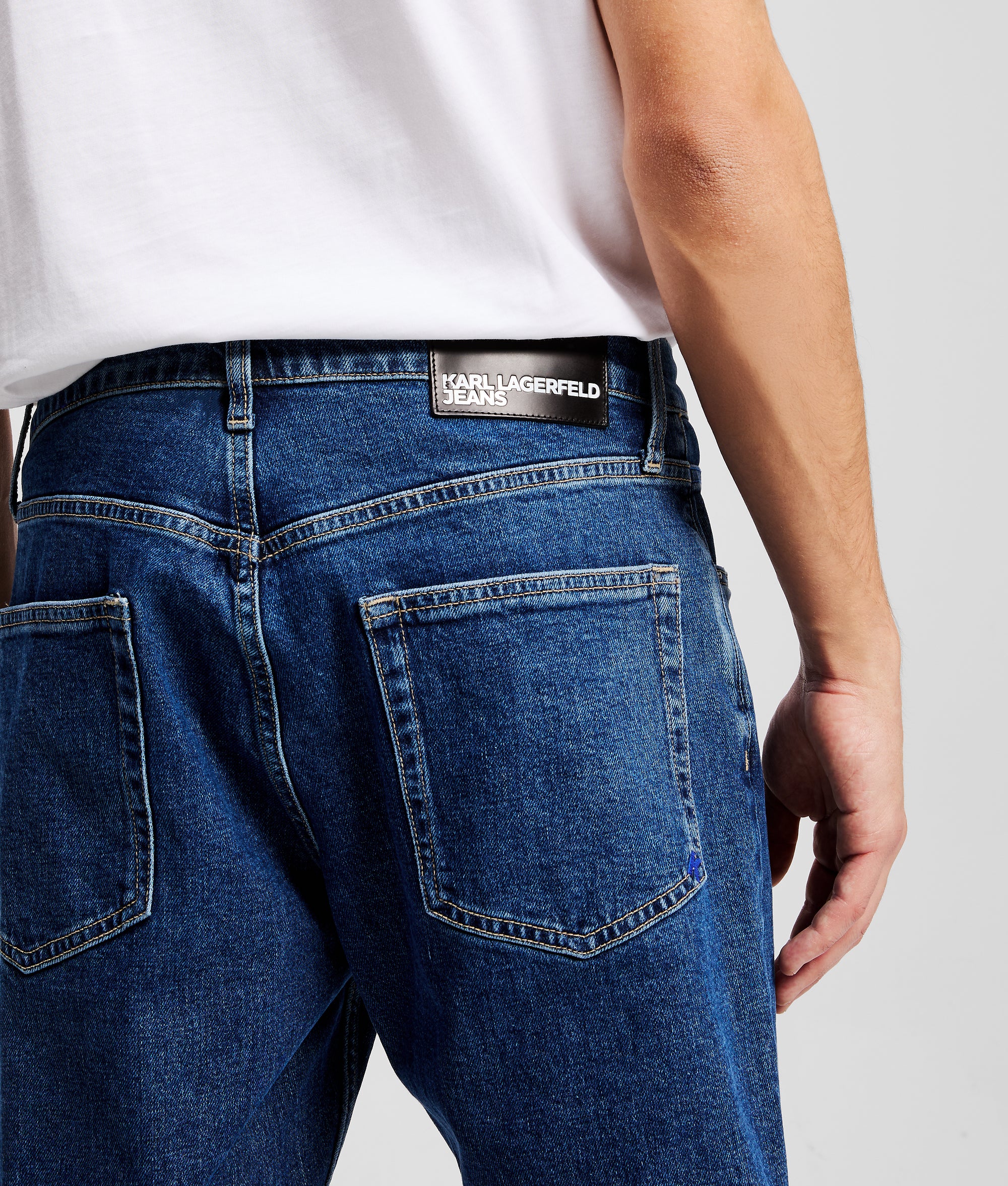 TAPERED JEANS - Image 2