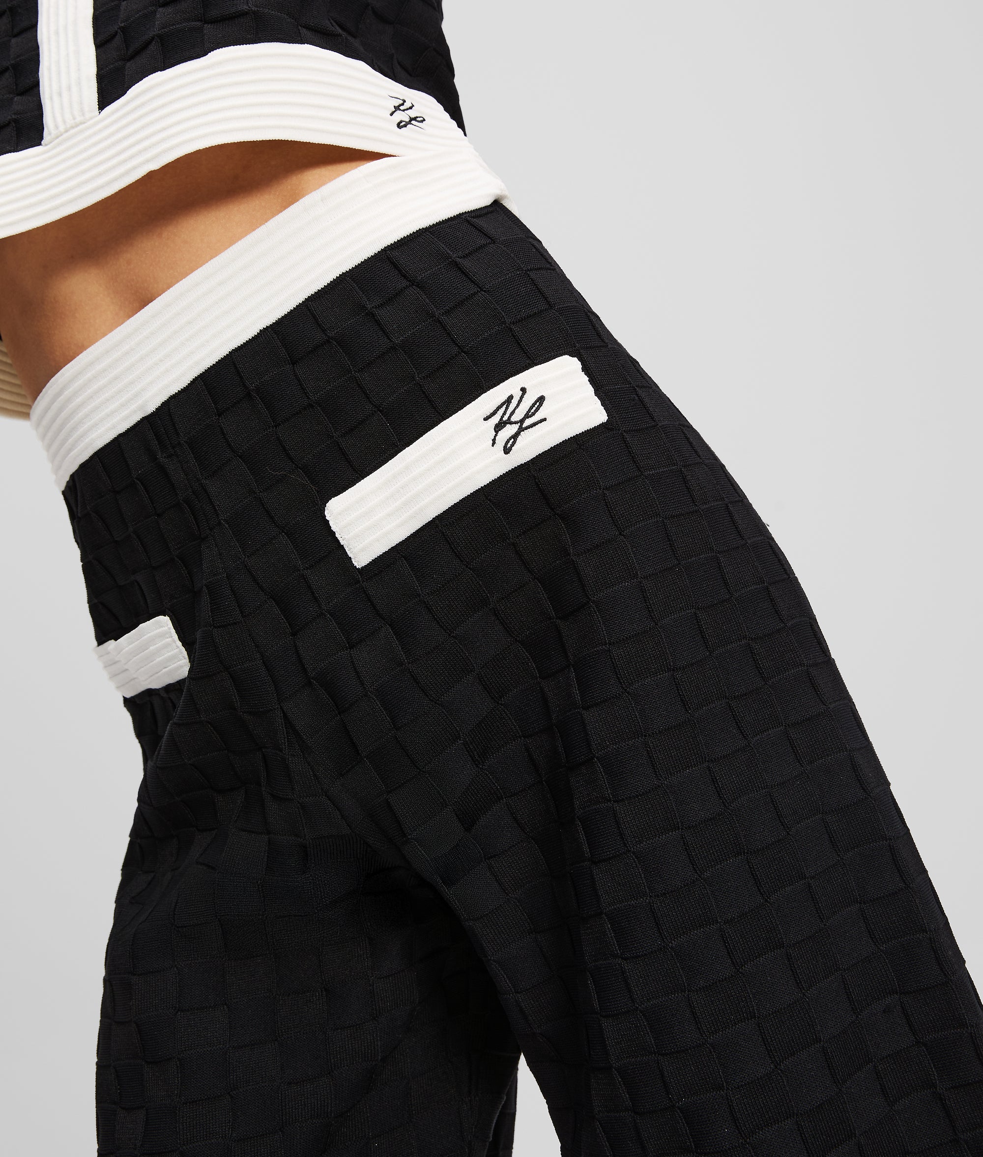 CONTRAST PIPING KNITTED PANTS - Image 2