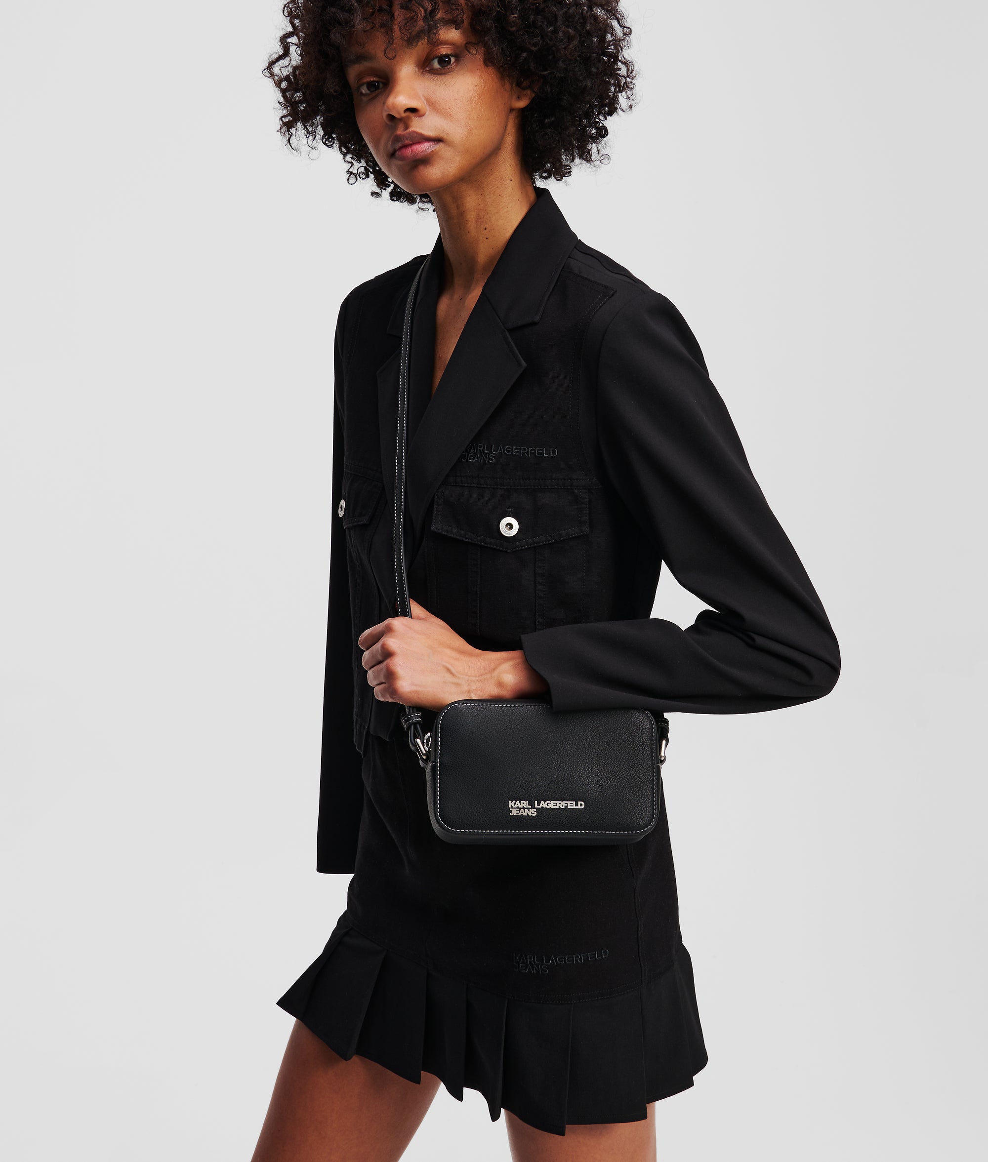 METAL LOGO CAMERA BAG - Image 2