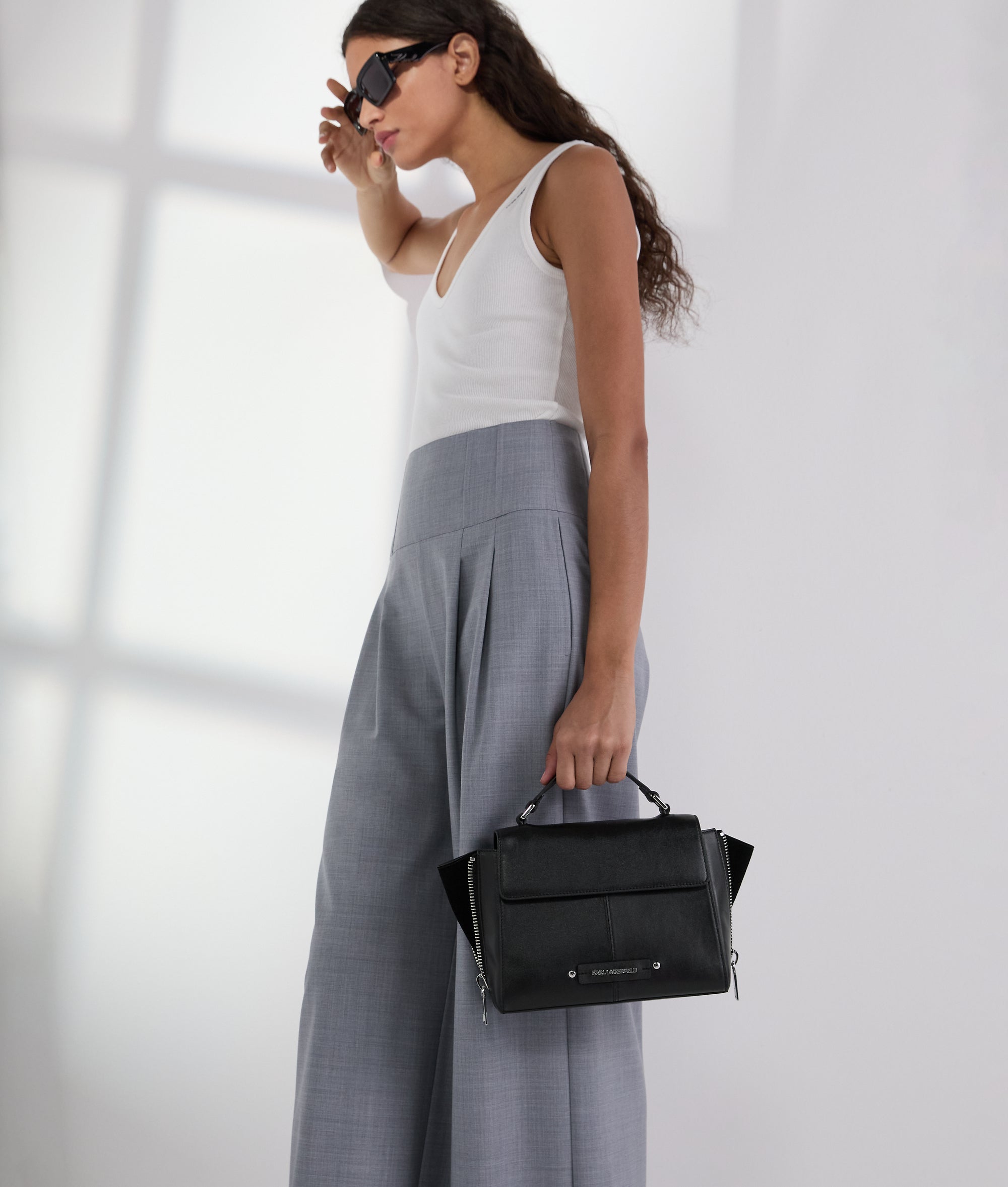 K/HARDWARE SMALL TOP HANDLE BAG - Image 2