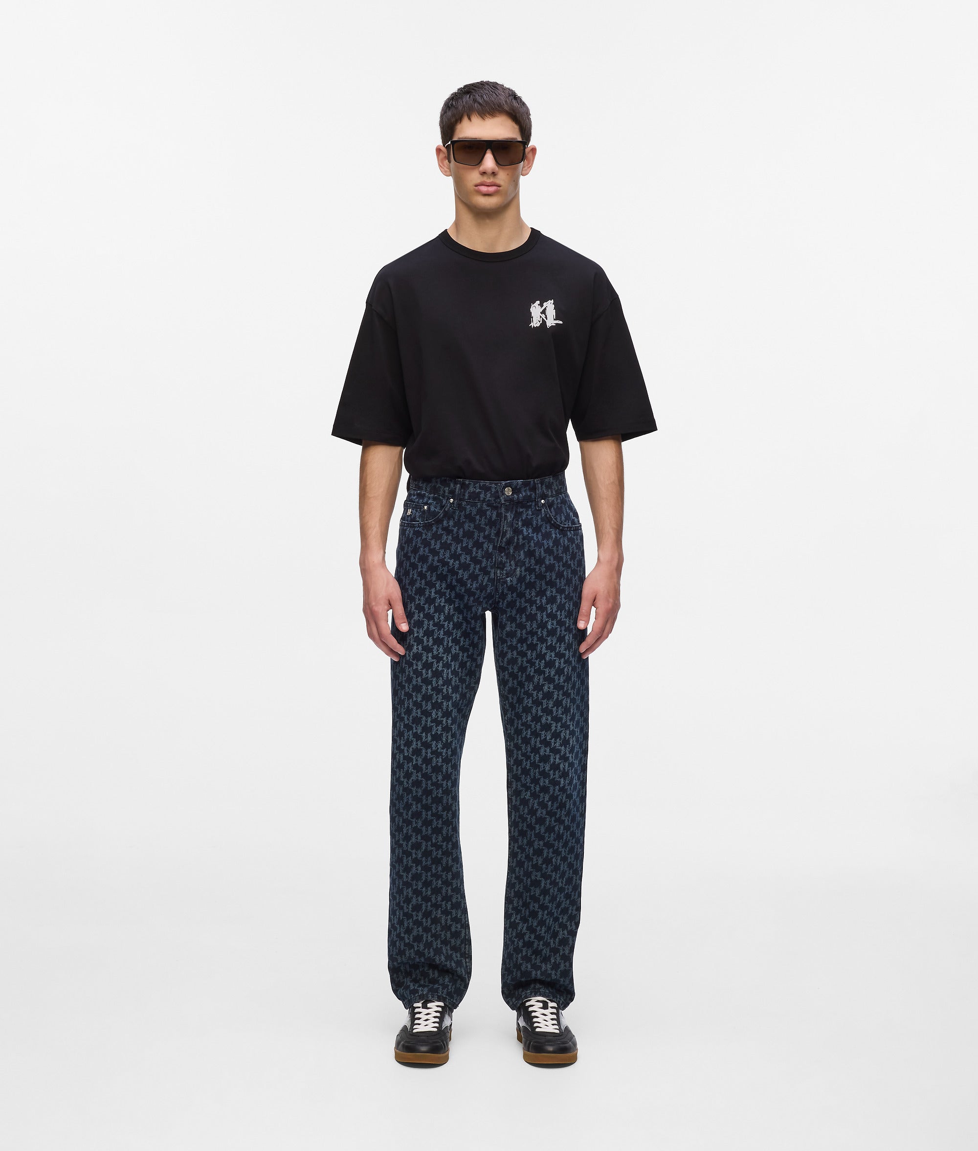 Graphic Monogram T-shirt - Image 4