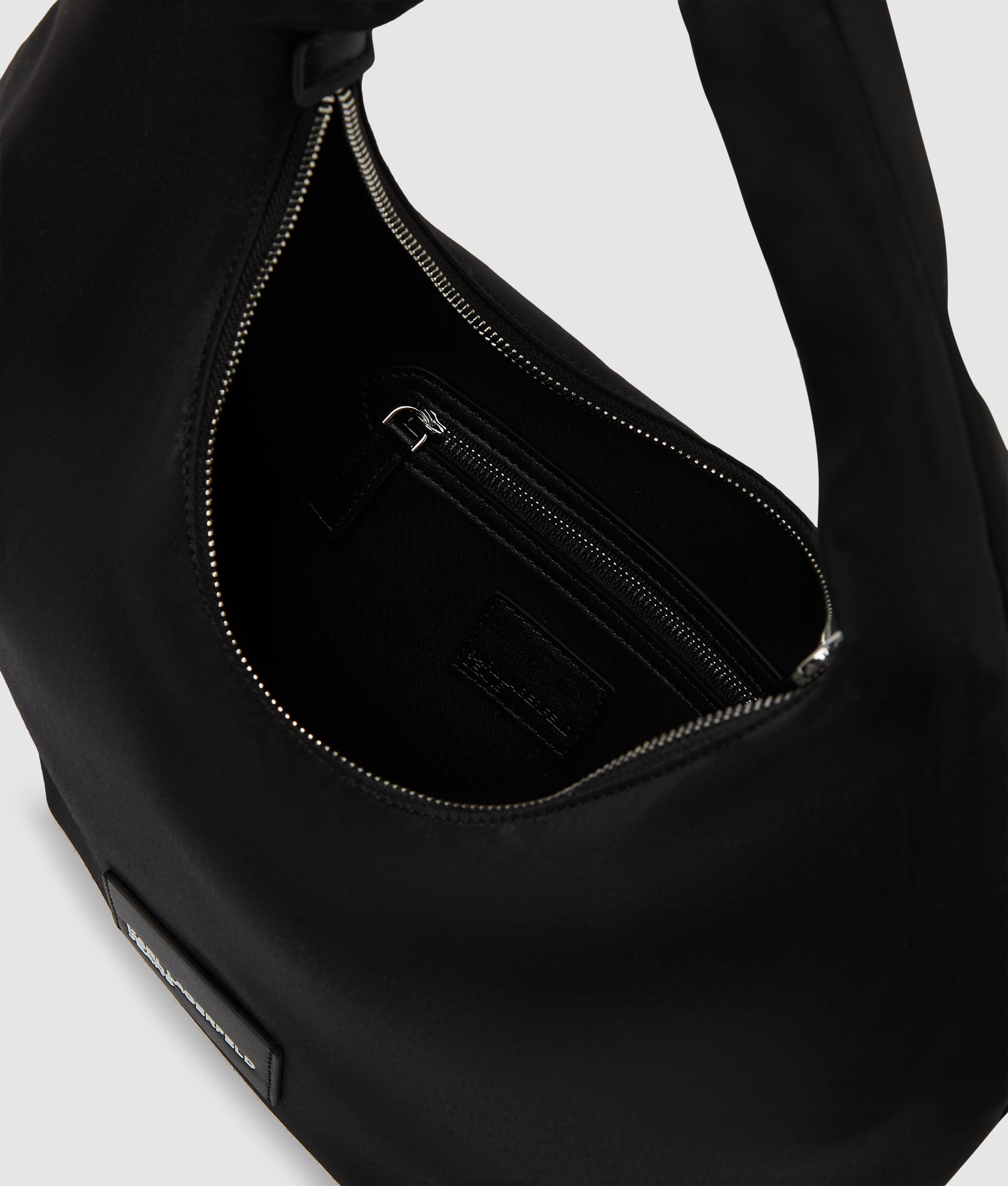 Glossy nylon shoulder bag - Image 5