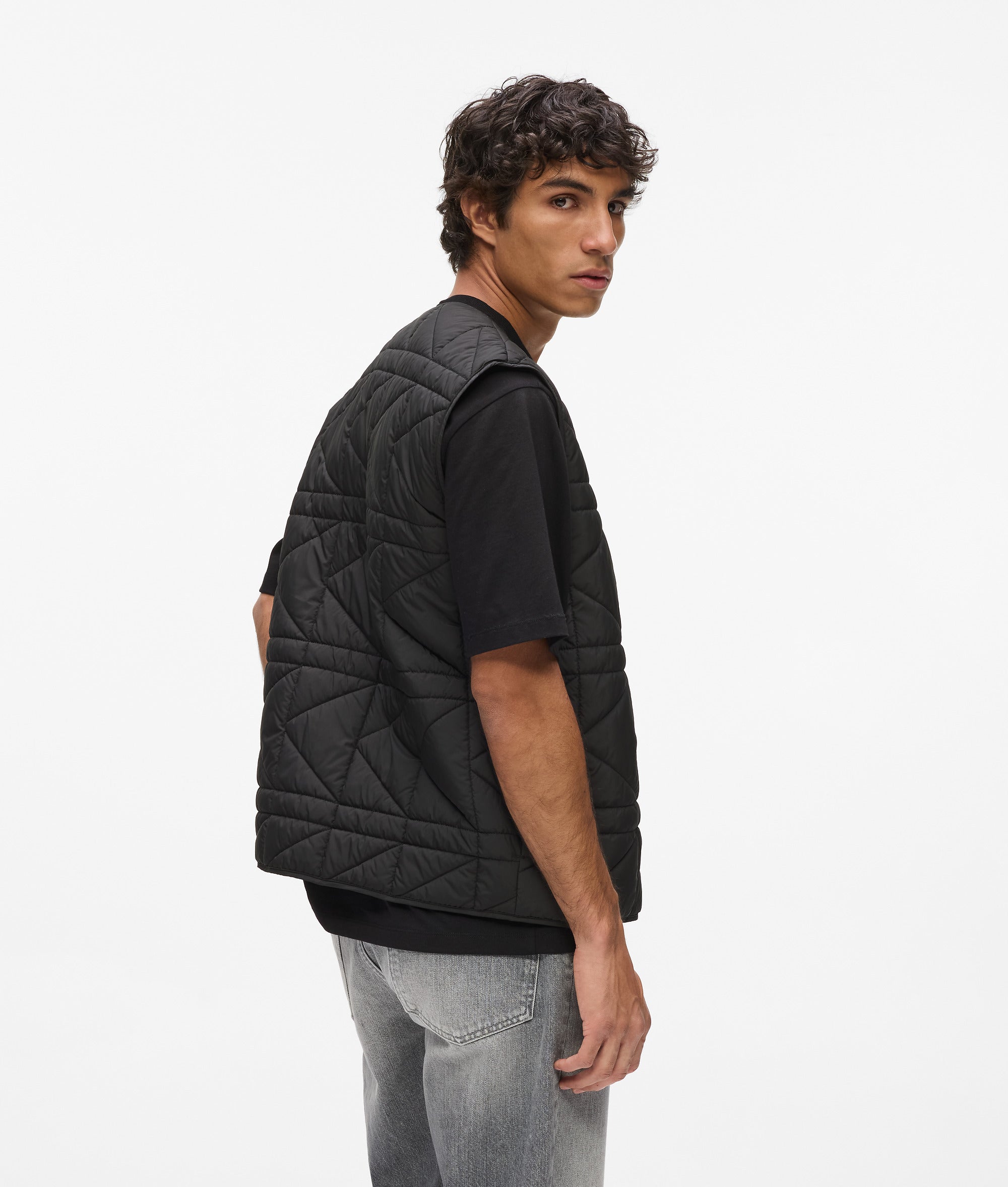 Lightweight packable gilet - Image 3