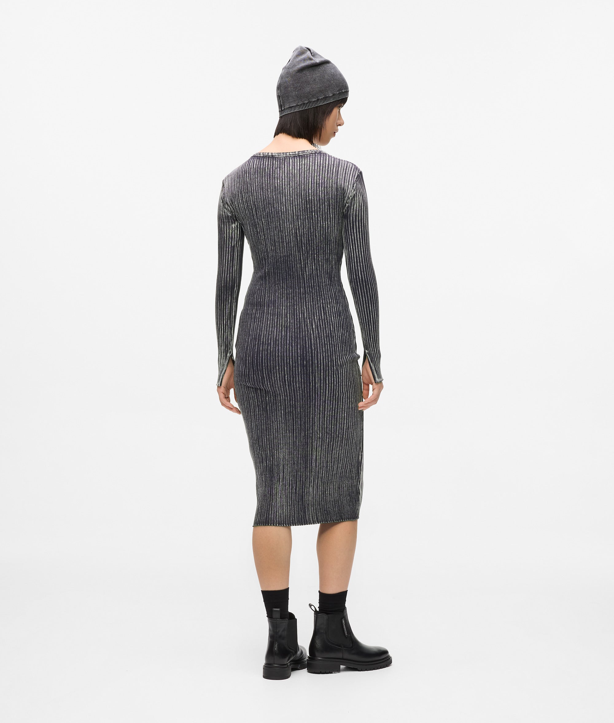 Ribbed long-sleeved dress - Image 3
