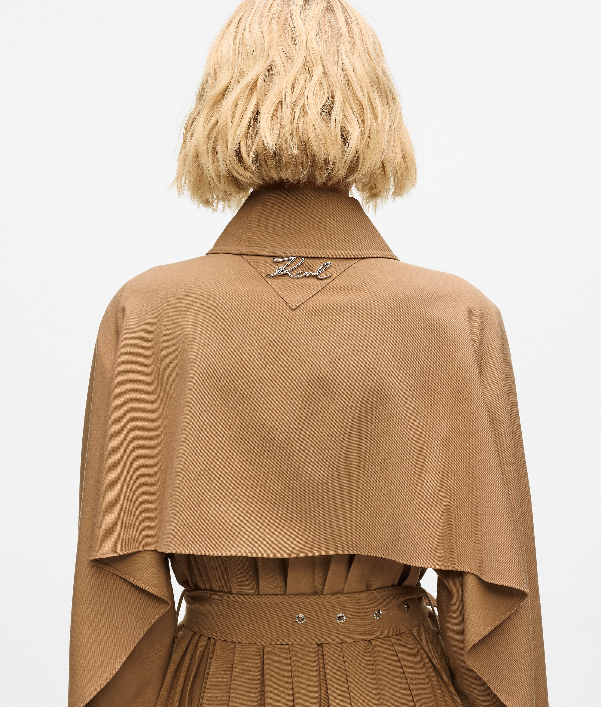 Pleated trench coat - Image 3